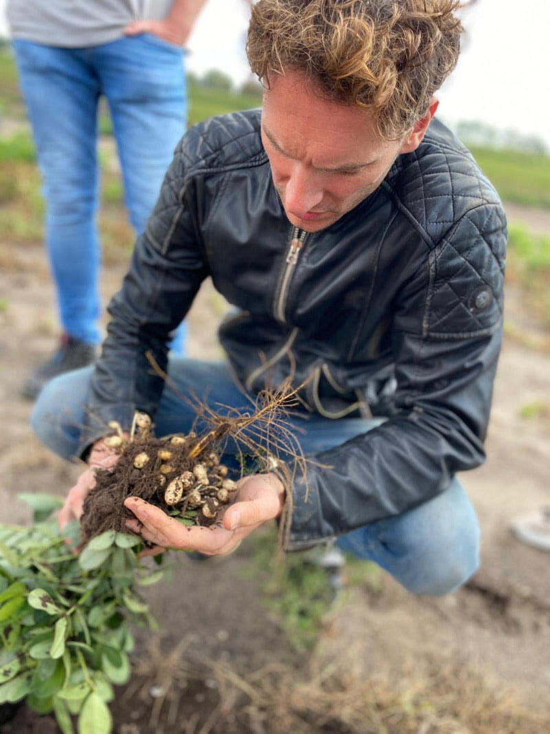 Een blik achter de schermen bij De Pindakaaswinkel